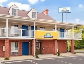 Days Inn By Wyndham Auburn Extérieur photo
