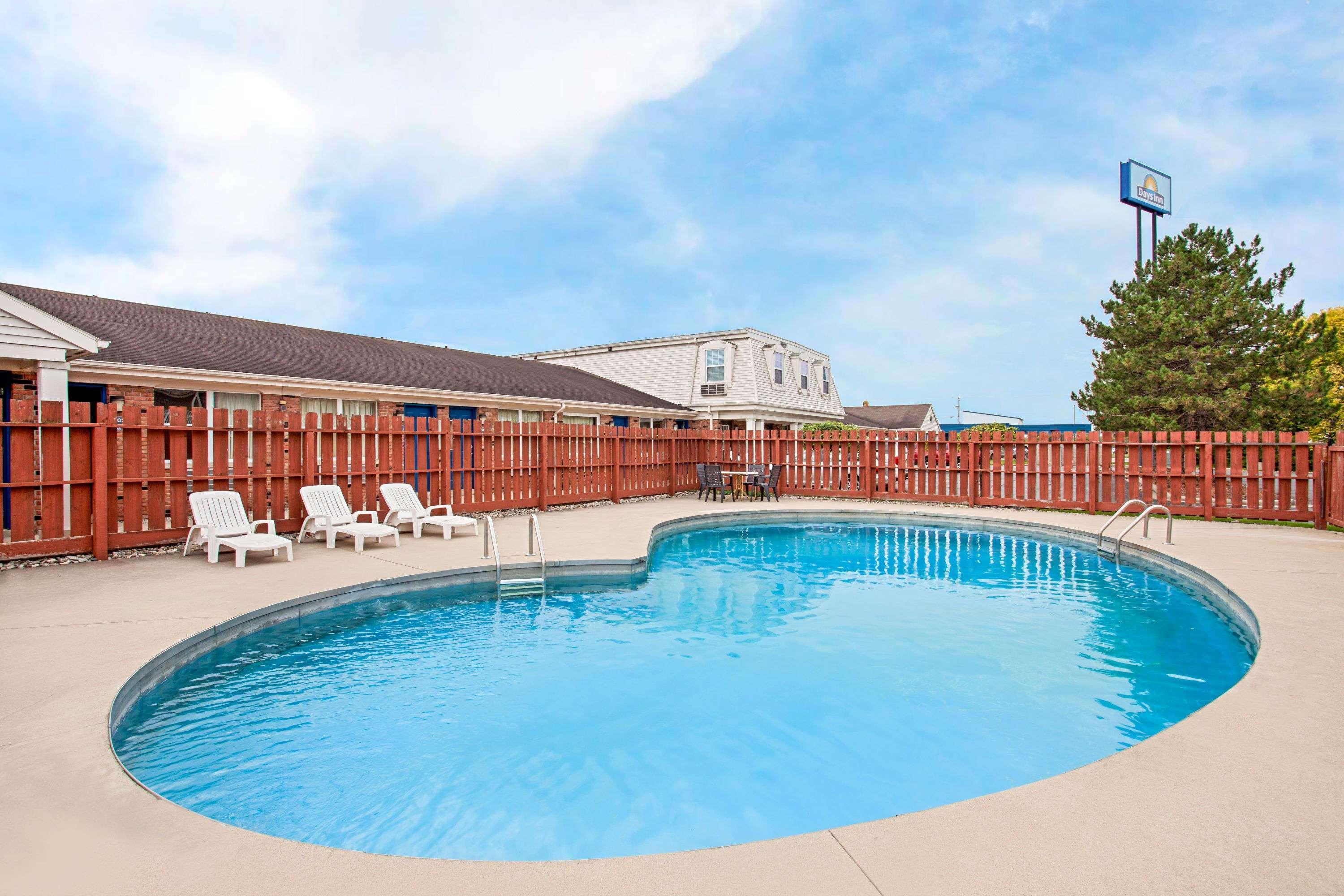 Days Inn By Wyndham Auburn Extérieur photo