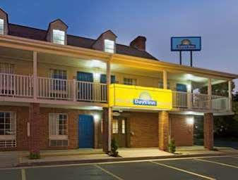 Days Inn By Wyndham Auburn Extérieur photo
